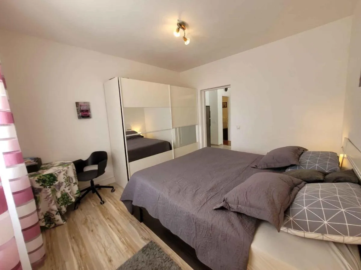 Apartment In Liganj 35613 Lovran